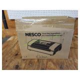 Nesco Deluxe Food Vacuum Sealer
