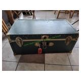 Vtg Trunk