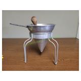 Vtg Wear-Ever Aluminum Cone Colander/Strainer