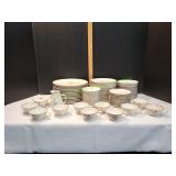 Syracuse China Alpine Patter Dinnerware Set