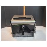 Staples Mailmate Paper Shredder