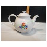 Cornelle Coordinates Stoneware Teapot