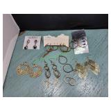 Lot of Earrings