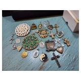 Lot of Vtg Pendants & Lockets