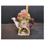 Vtg Decorative Collectible Teapot Cuckoo Clock
