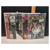 (4)DC Comics Identity Crisis & (1)Infinite Crisis