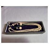 Vtg Carved Necklace w/ Matching Earrings