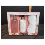 Russell & Windsor Rose & Gardenia Gift Set