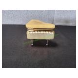 Vtg Alabaster Grand Piano Trinket Box