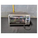 Black & Decker4-Slice Convection Toaster Oven