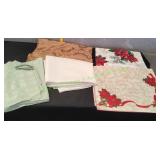 Tablecloths & Placemats