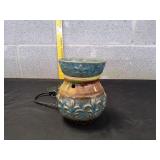 Fleur-di-Lis Ceramic Wax Warmer