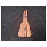 Vtg Wooden Rug Hooking Shuttle
