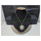 Vtg Ornate Silver-Tone Edelweiss Pendant