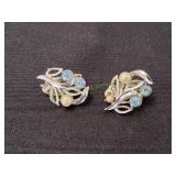 Vtg Lisner Silver-Tone Leaf Motif ClipOn Earrings