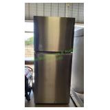 Samsung Standard Depth Top Freezer Refrigerator