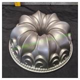 Nordic Ware Fleu-de-Lis Bundt Pan