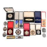 REENACTOR WWII GERMAN NSDAP MEDALS & INSIGNIA