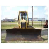 SN CAT00D5GKFDW00547, Closed Cab, A/C Works,  Winc