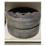 Like new tires on Dodge Caravan Wheels