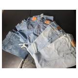 6 Pairs of Jeans Levi