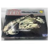 VTG Star Wars Millennium Falcon Scale Model Kit