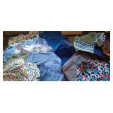 Medical scrubs Tops and pants size Small