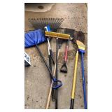 LAWN AND GARDEN TOOLS 8 Tools