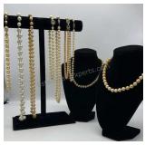 Vintage Pearl Necklaces Single Strands