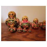 Russian Wooden Nesting Doll Set