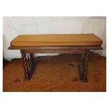 Fine Arts Furniture Wooden Bench w/Cushion