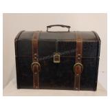 Handled Decorative Treasure Chest 10x13x9