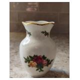 Small Royal Albert Country Roses Vase