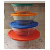 Pyrex Glass Nesting Mixing Bowl Set of 4