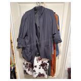 Group of womenï¿½s Casual Clothing