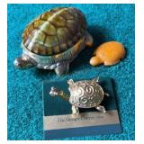 Group of Turtles Brooch Trinket Box & Pin