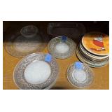 Lot of Christmas dishes & More Lot of Christmas dishes & More