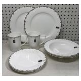 Ciroa Fine bone China set for 2