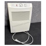 Me more Dehumidifier (works) Me more Dehumidifier (works)