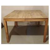 Kitchen Table 29x42x42 legs need tightening