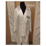 Ladies Victoria Secret 2 Piece Pajamas w Tags