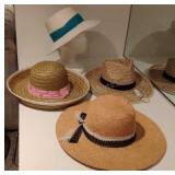 Ladies Beach/Assorted Hats