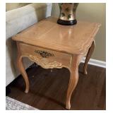 Pennsylvania House Side Table  22x27x23 inches