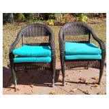 Pair of Outdoor Chairs w Cushions 35x25