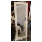 Standing Jewelry Box 56x14