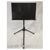 Plastic music stand