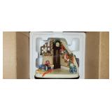 "Christmas Time" Hummel