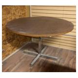 4 foot Round Table