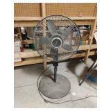 Lasko Floor Fan 21in round