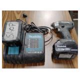 Makita Impact w Battery Charger